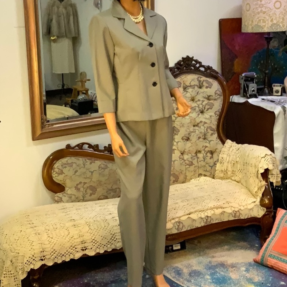BGB HOUNDSTOOTH TROUSER SUIT SIZE 6 NWOT CLASSIC